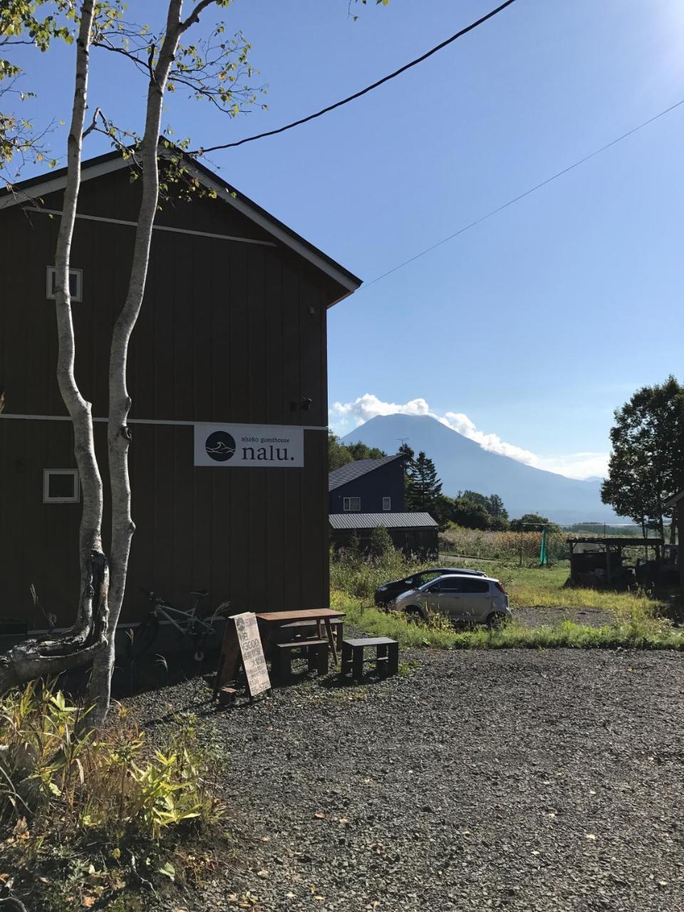 Niseko Guesthouse Nalu. Buitenkant foto