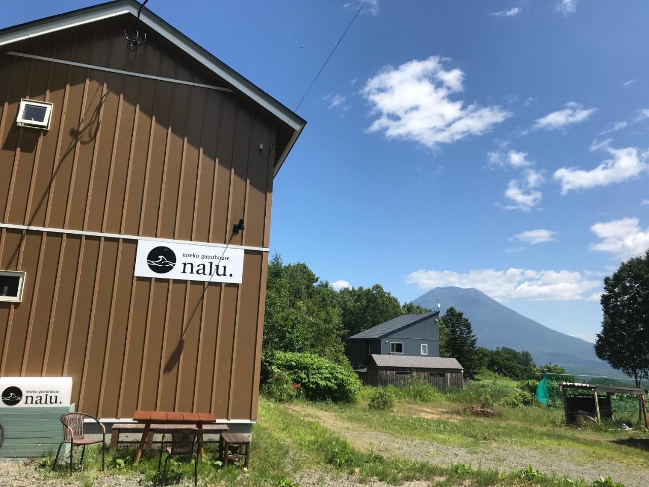 Niseko Guesthouse Nalu. Buitenkant foto